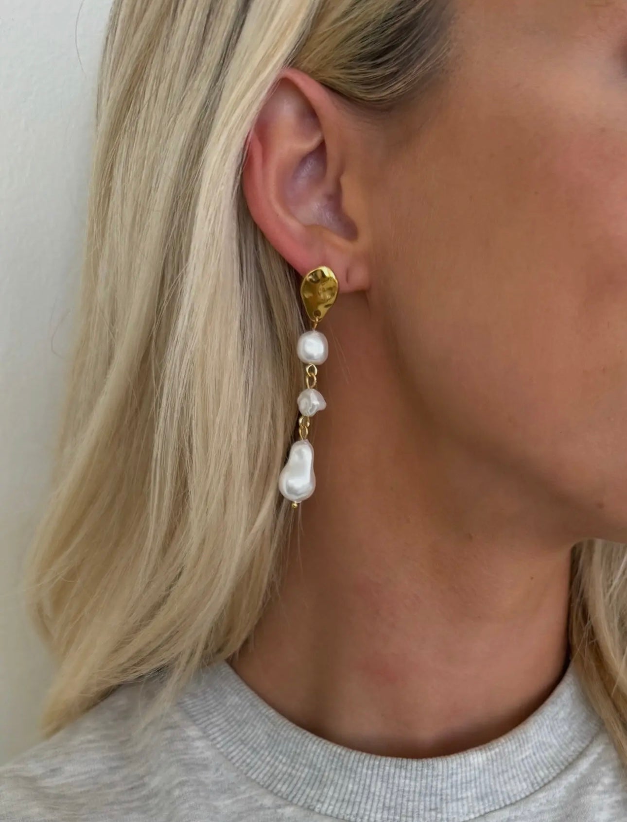 Allie Earrings